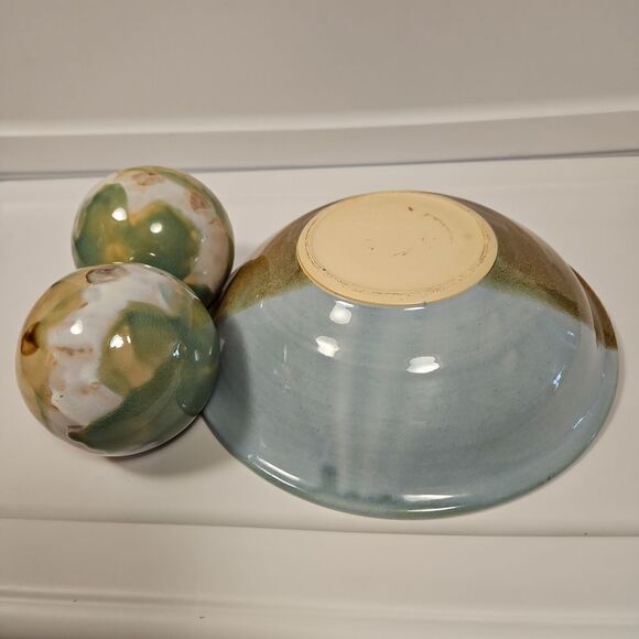 Ceramic Bowl and Balls Set - Picture 5 of 6